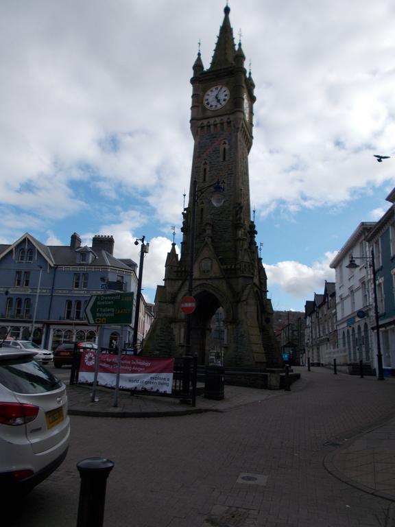 The White Lion Hotel Machynlleth Exterior photo